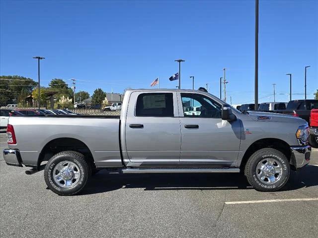 2024 RAM Ram 2500 RAM 2500 TRADESMAN CREW CAB 4X4 64 BOX