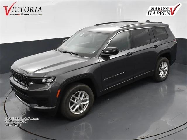 2023 Jeep Grand Cherokee L Laredo 4x2