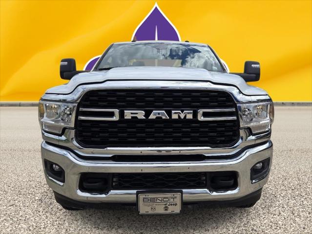 2023 RAM 3500 Big Horn Crew Cab 4x4 64 Box