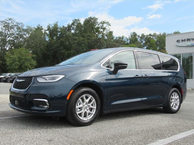 2024 Chrysler Pacifica PACIFICA TOURING L