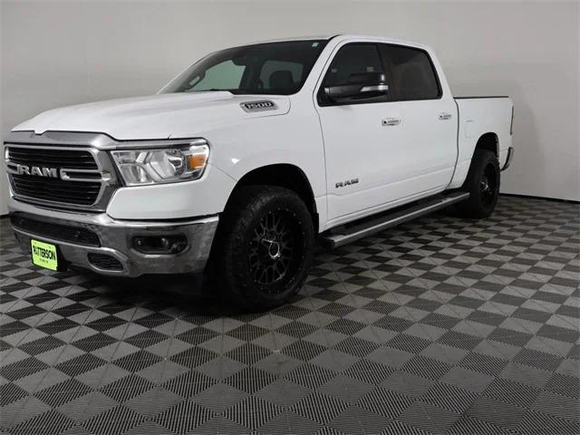 2019 RAM 1500 Big Horn/Lone Star Crew Cab 4x4 57 Box