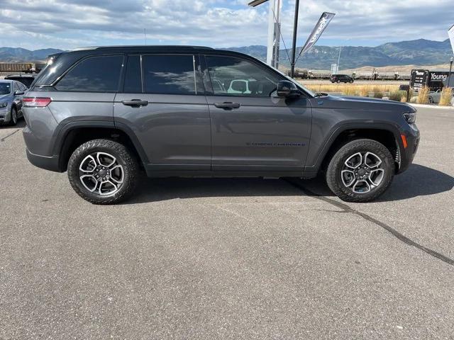 2022 Jeep Grand Cherokee 4xe Trailhawk 4x4