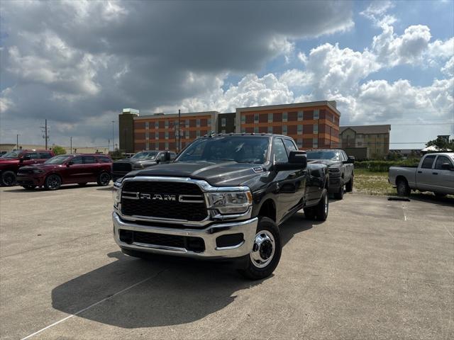 2024 RAM Ram 3500 RAM 3500 TRADESMAN CREW CAB 4X4 8 BOX