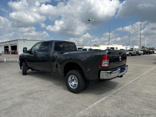 2024 RAM Ram 3500 RAM 3500 TRADESMAN CREW CAB 4X4 8 BOX