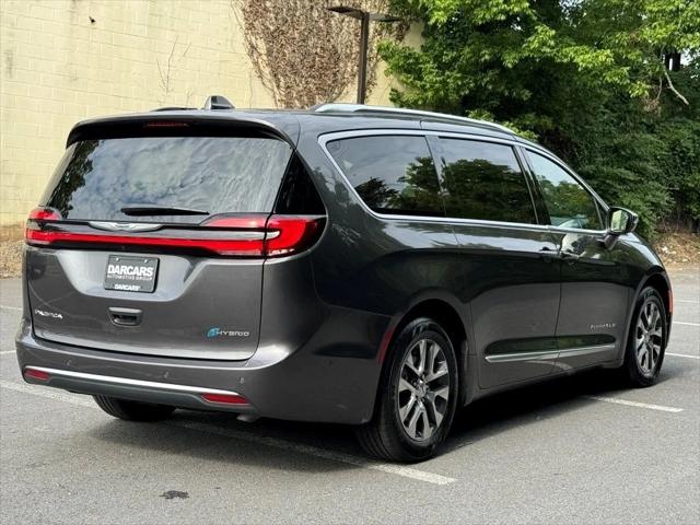 2022 Chrysler Pacifica Hybrid Pinnacle