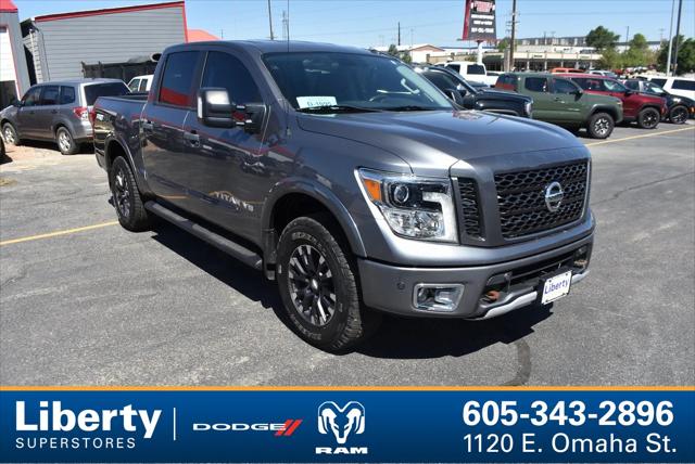 2018 Nissan TITAN