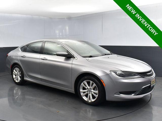 2016 Chrysler 200 Limited for sale in Lakewood, WA