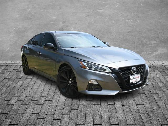 2022 Nissan Altima SR FWD