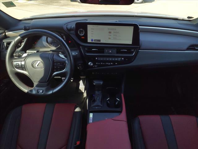 2024 Lexus ES 350 F SPORT Handling