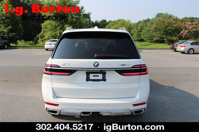 2025 BMW X7 xDrive40i