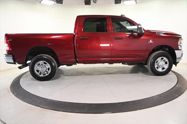 2024 RAM 2500 Tradesman Crew Cab 4x4 64 Box