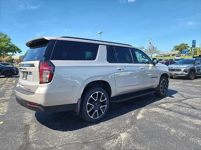 2022 Chevrolet Suburban 4WD RST