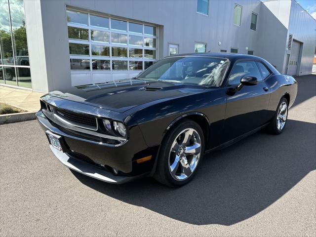 2014 Dodge Challenger SXT Plus