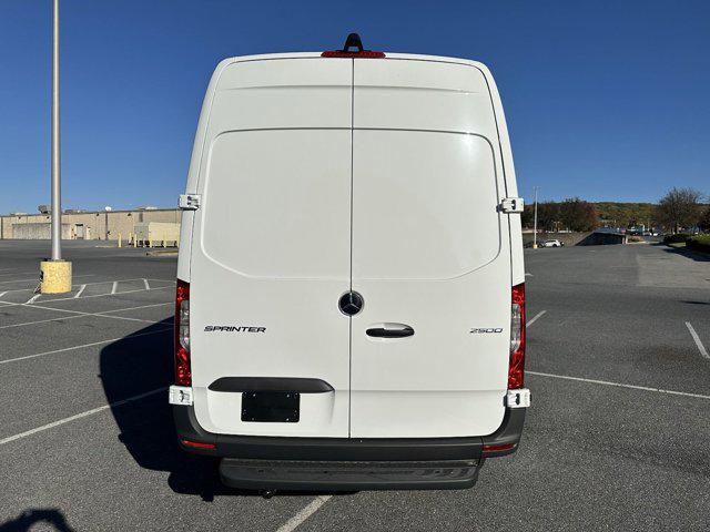 2025 Mercedes-Benz Sprinter 2500 Standard Roof 4-Cyl Diesel