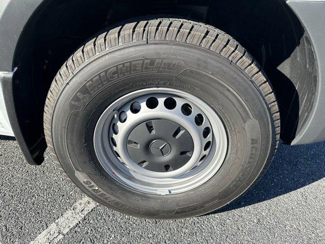 2025 Mercedes-Benz Sprinter 2500 Standard Roof 4-Cyl Diesel