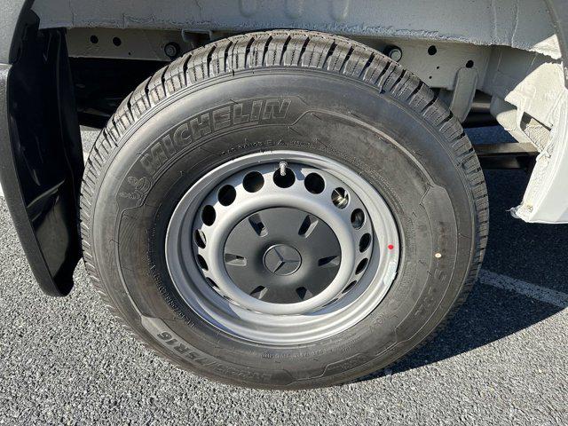 2025 Mercedes-Benz Sprinter 2500 Standard Roof 4-Cyl Diesel