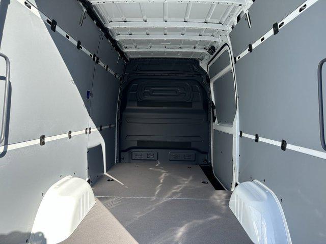 2025 Mercedes-Benz Sprinter 2500 Standard Roof 4-Cyl Diesel