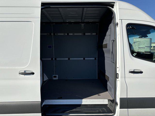 2025 Mercedes-Benz Sprinter 2500 Standard Roof 4-Cyl Diesel