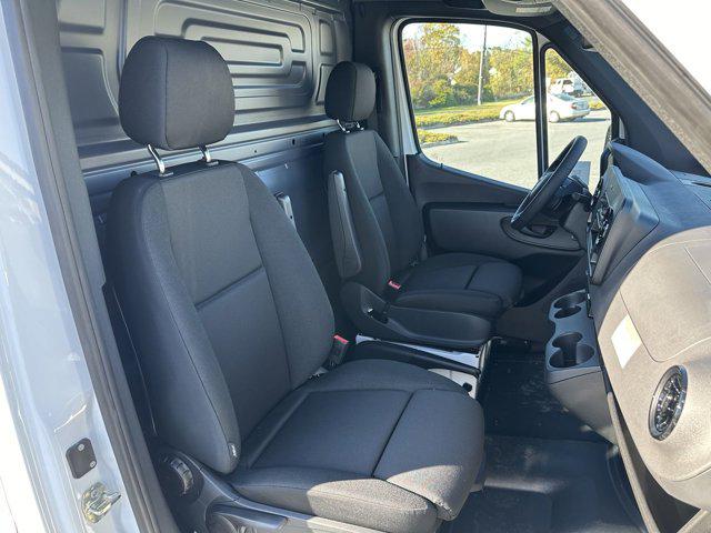 2025 Mercedes-Benz Sprinter 2500 Standard Roof 4-Cyl Diesel