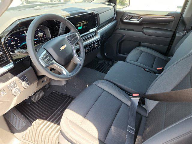 2024 Chevrolet Silverado 1500 4WD Crew Cab Short Bed LT with 2FL