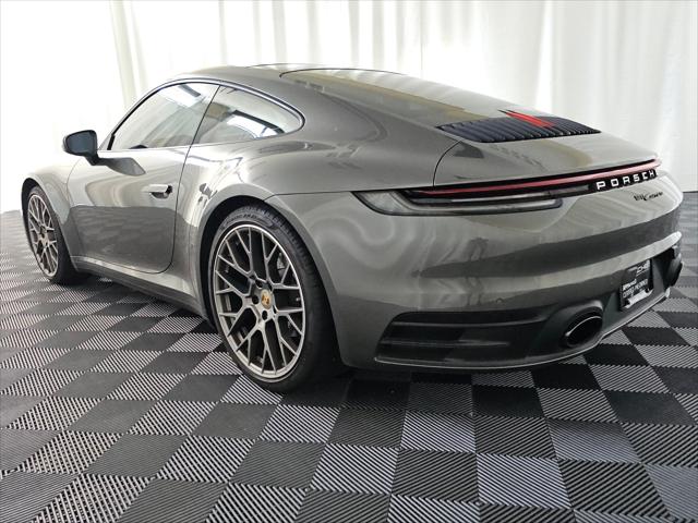 2020 Porsche 911 Carrera