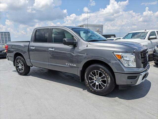 2021 Nissan TITAN Crew Cab SV 4x2