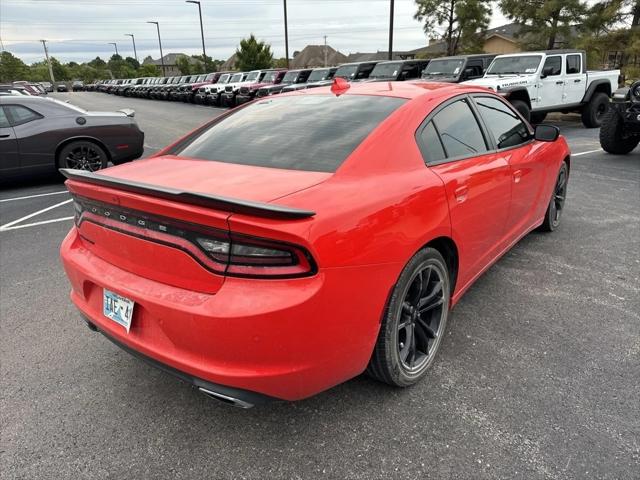 2017 Dodge Charger SXT RWD