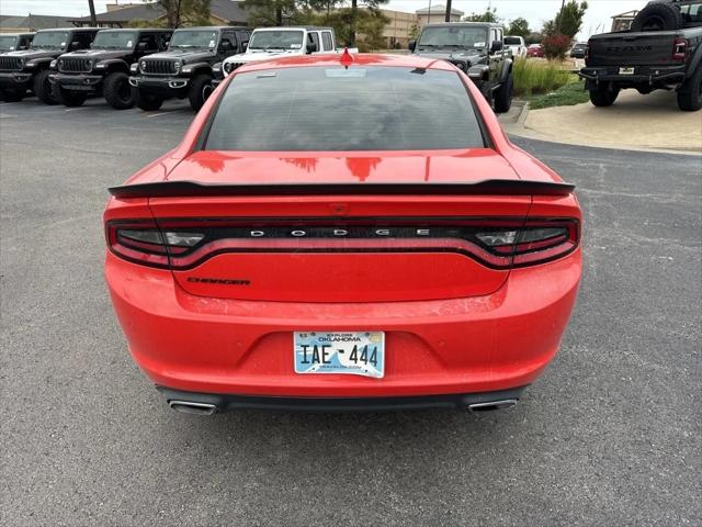 2017 Dodge Charger SXT RWD