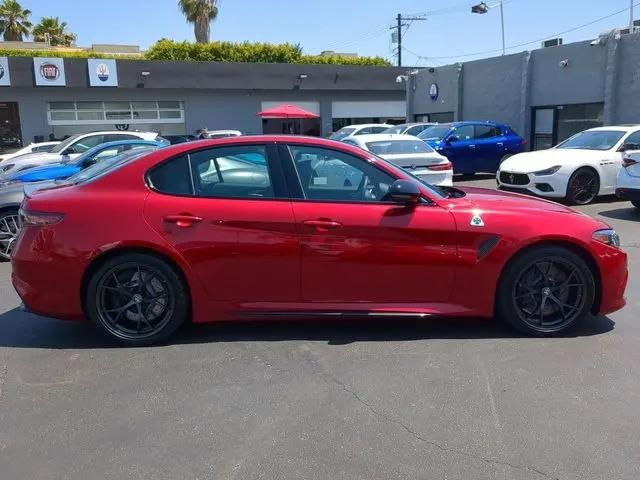 2024 Alfa Romeo Giulia Quadrifoglio