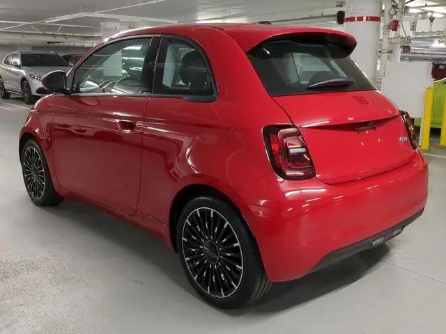 2024 Fiat 500e INSPI(RED) FWD