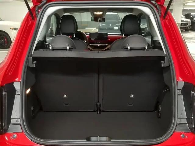 2024 Fiat 500e INSPI(RED) FWD