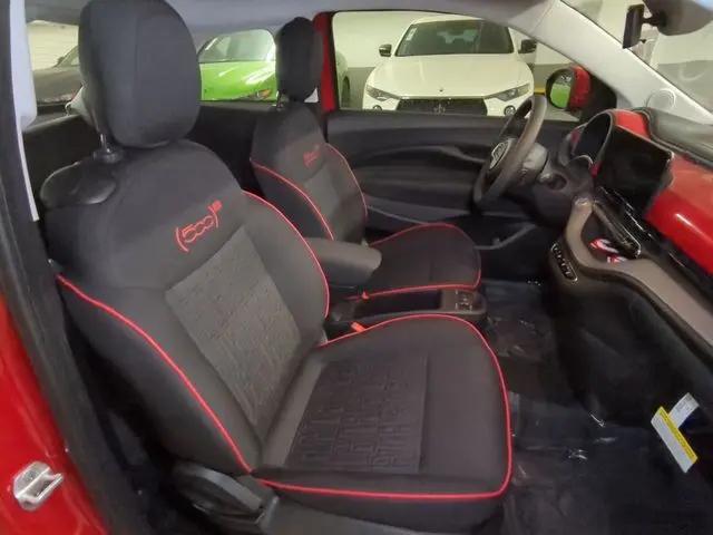 2024 Fiat 500e INSPI(RED) FWD