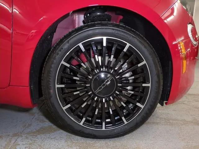 2024 Fiat 500e INSPIRED FWD