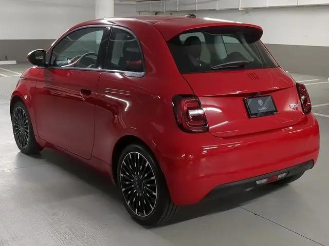 2024 Fiat 500e INSPI(RED) FWD
