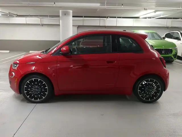 2024 Fiat 500e INSPIRED FWD