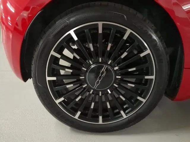 2024 Fiat 500e INSPIRED FWD