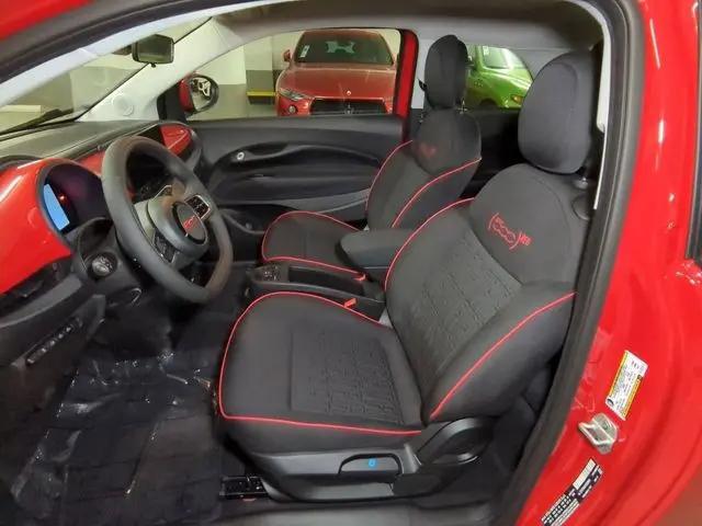 2024 Fiat 500e INSPIRED FWD