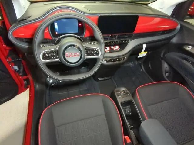 2024 Fiat 500e INSPIRED FWD