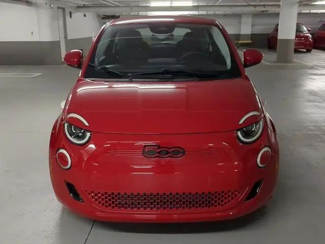 2024 Fiat 500e INSPI(RED) FWD