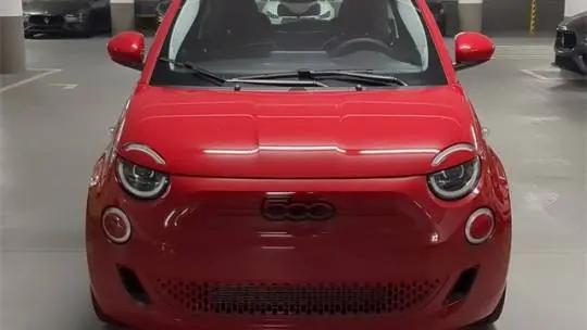 2024 Fiat 500e INSPI(RED) FWD