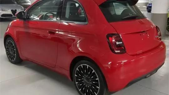 2024 Fiat 500e INSPI(RED) FWD