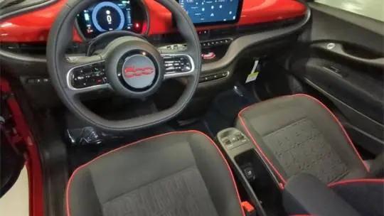 2024 Fiat 500e INSPI(RED) FWD