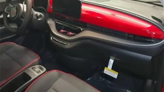 2024 Fiat 500e INSPI(RED) FWD