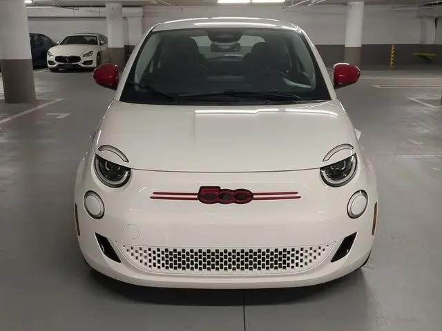2024 Fiat 500e INSPI(RED) FWD