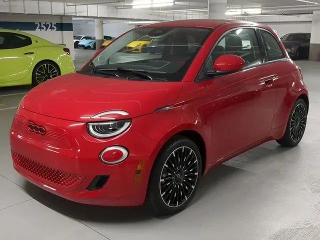 2024 Fiat 500e INSPI(RED) FWD