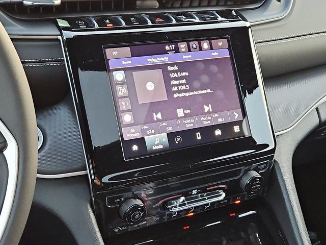 2024 Jeep Grand Cherokee L Laredo X 4x4