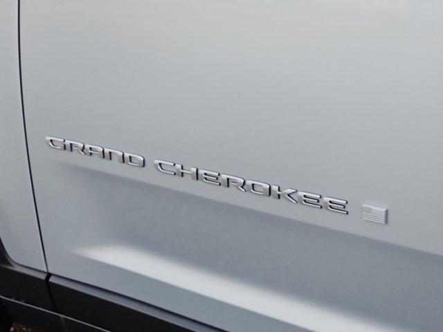 2024 Jeep Grand Cherokee L Laredo X 4x4