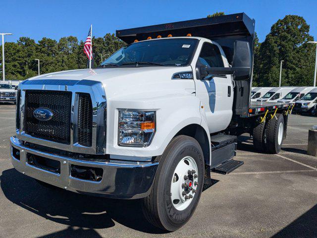 2025 Ford F-650 Base