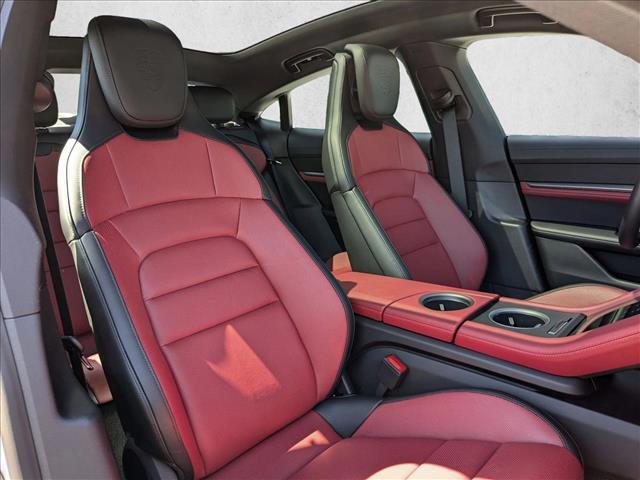 2025 Porsche Taycan 4S