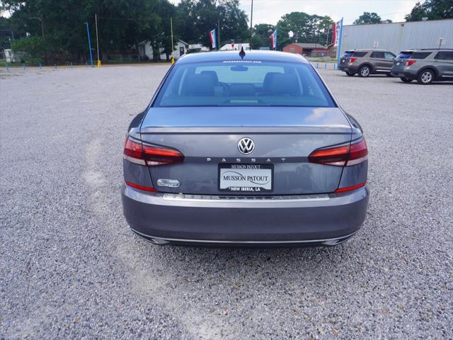 2022 Volkswagen Passat 2.0T SE